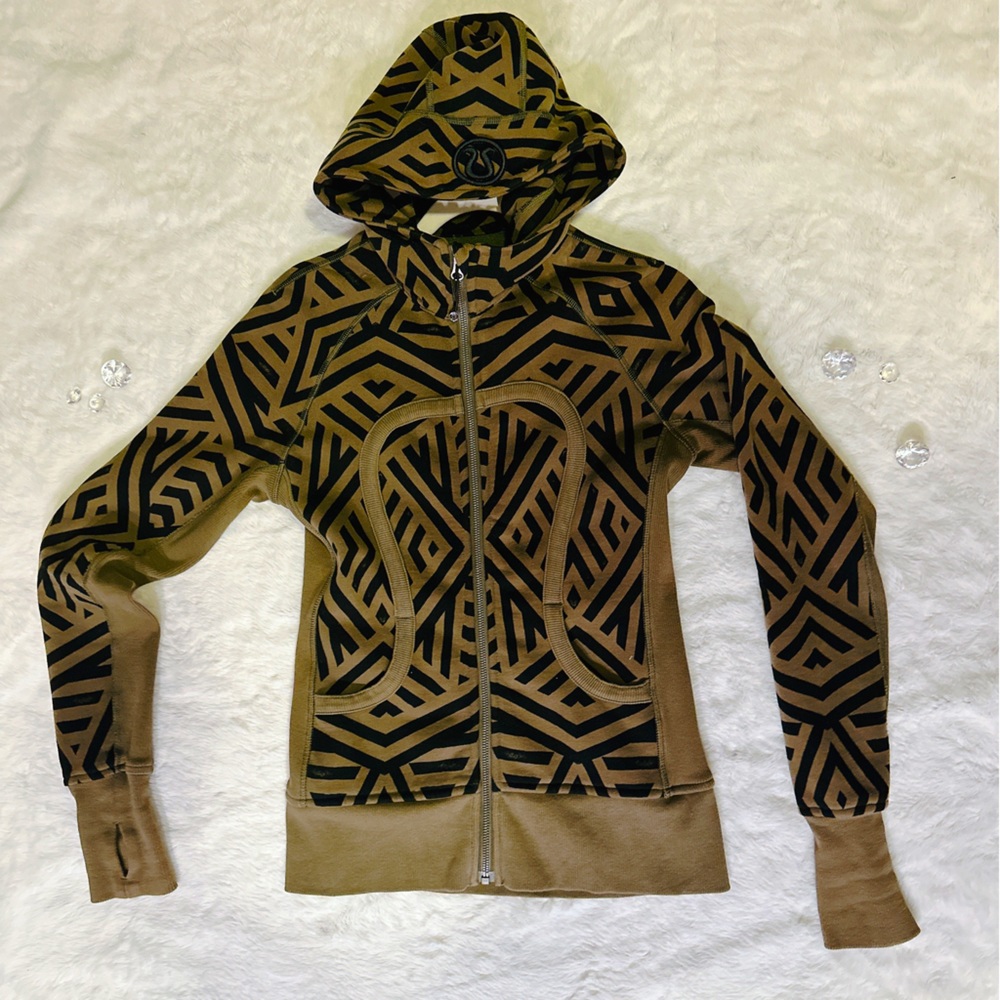LULULEMON SCUBA FULL ZIP HOODIE -Tan & black- Size 6